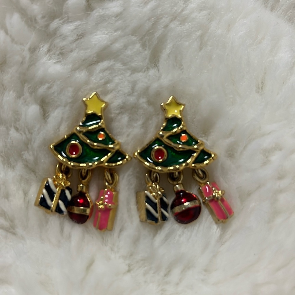 Traditional Christmas 3D Post Earrings